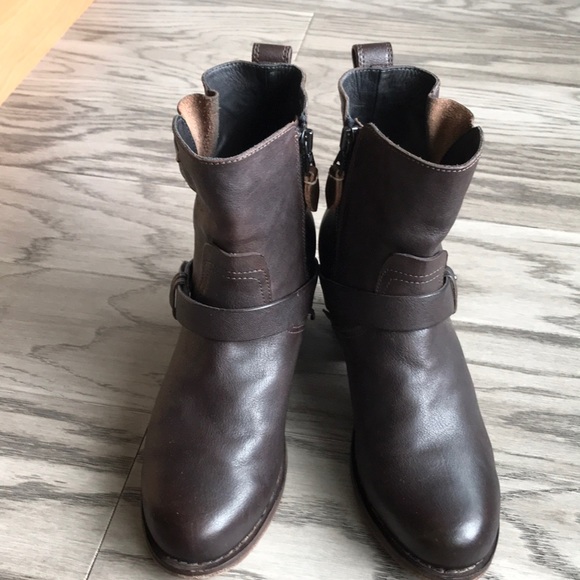 Rag & Bone handmade ankle boots size 38, US7.5 - Picture 1 of 10